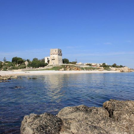 B&B Torre Azul Frontemare - 比谢列 外观 照片