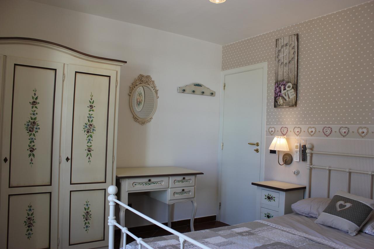 B&B Torre Azul Frontemare - 比谢列 外观 照片